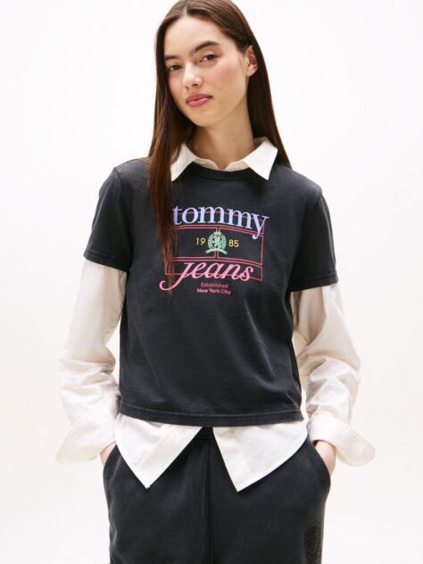 Black Regular Crest Flag Tee  Women
