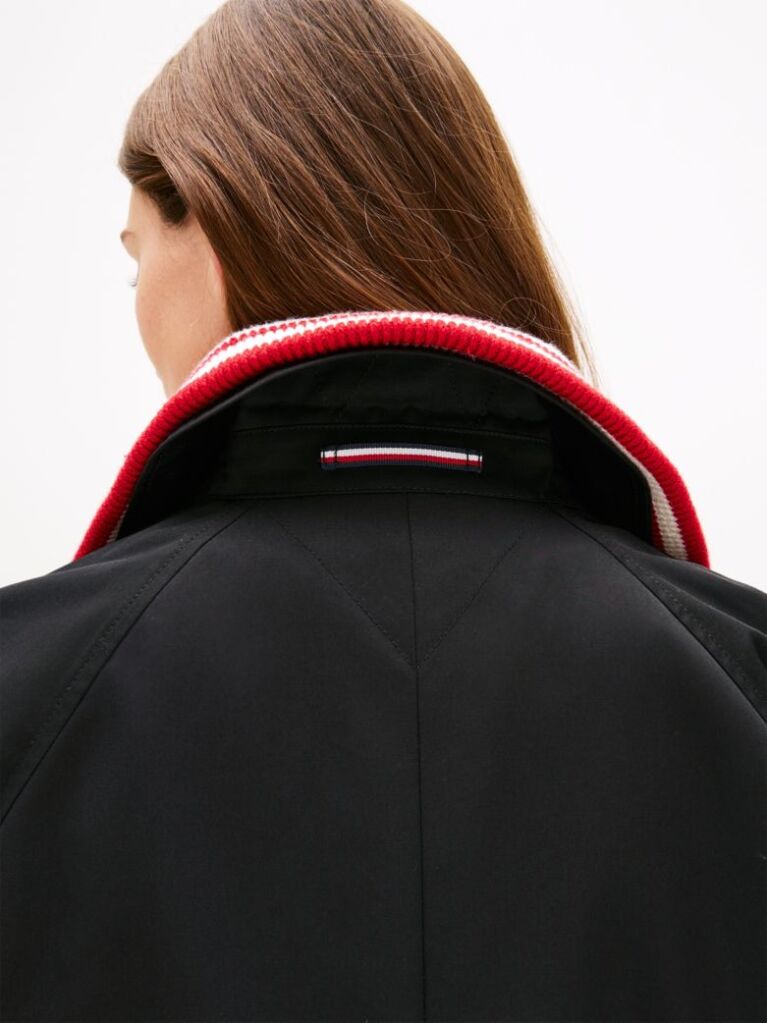 Black Water Repellent Collared Relaxed Short Jacket  Women