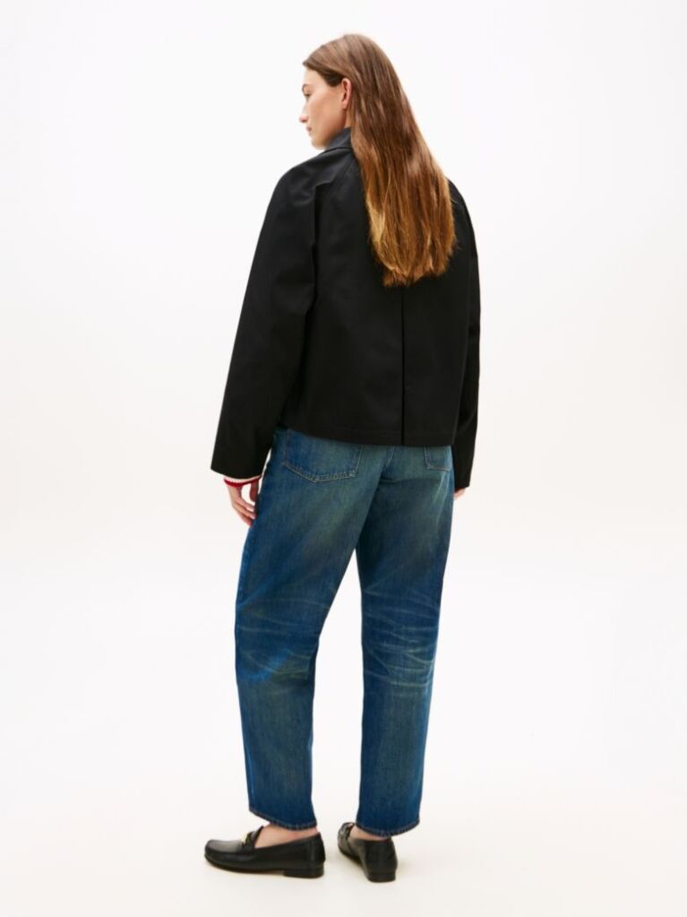 Black Water Repellent Collared Relaxed Short Jacket  Women