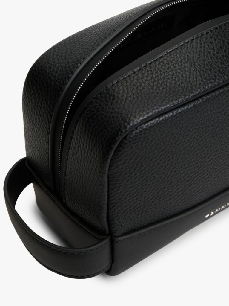Black Enamel Flag Washbag  Men