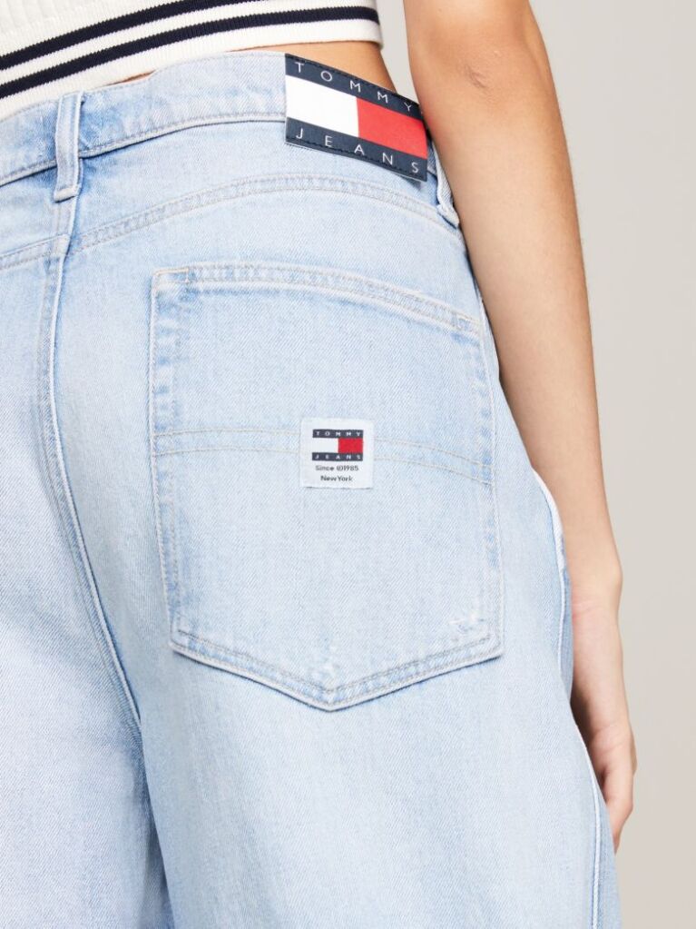 Denim Classics Daisy Low Rise Mom Baggy Distressed Jeans  Women