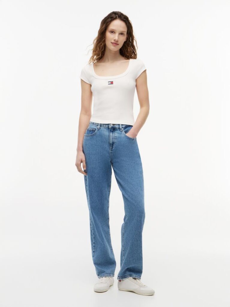 White Tommy Badge Scoop Neck Slim T-Shirt  Women