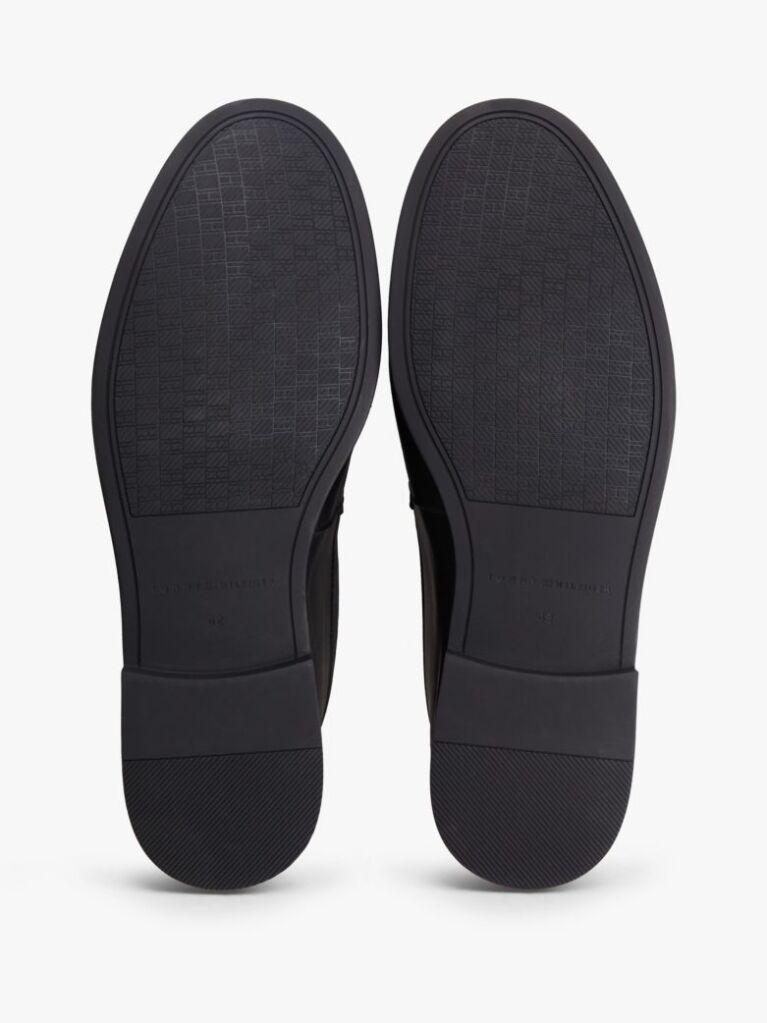 Black Logo Tassel Flexible Leather Loafers  Men