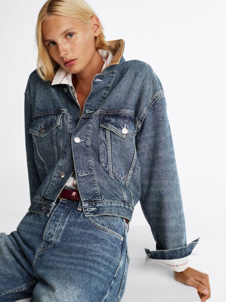 Blue Contrast Collar Relaxed Denim Trucker Jacket  Women